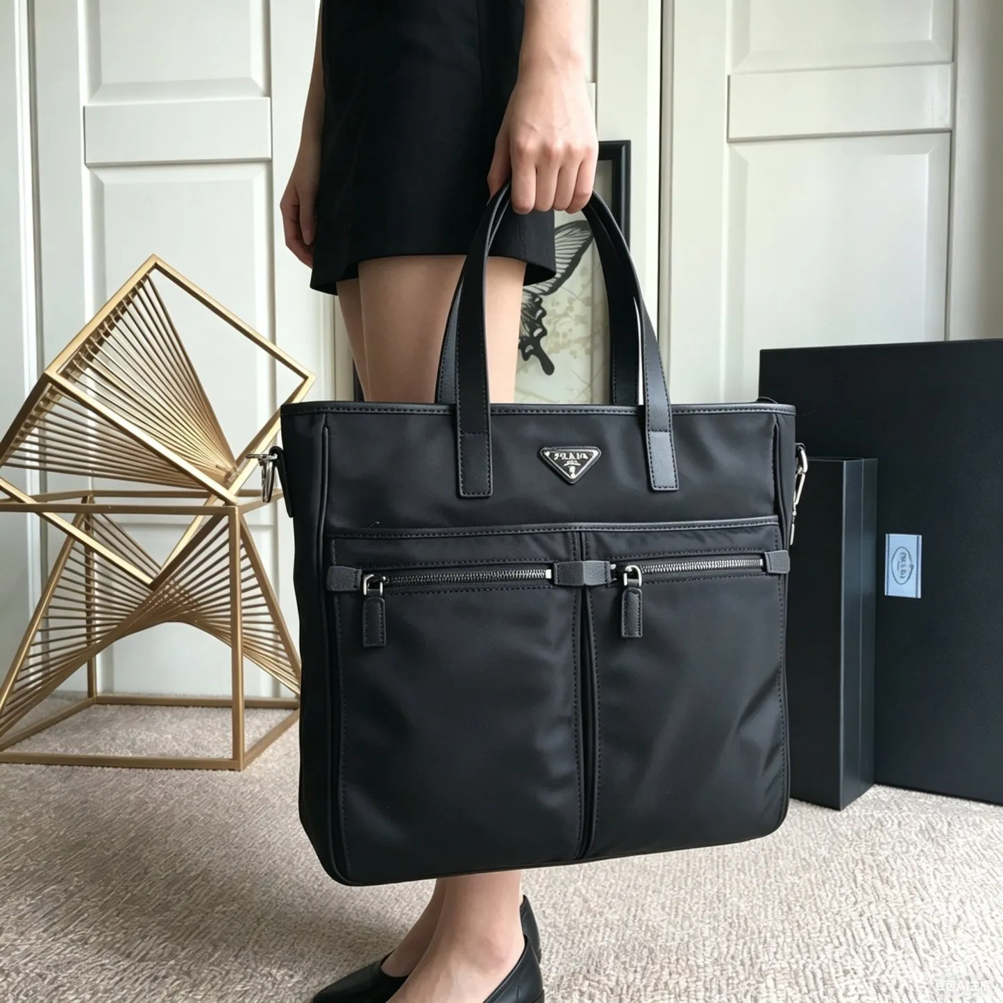 【超人気】♦PRADA♦Re-Nylonサフィアーノレザー ダッフルバッグ
