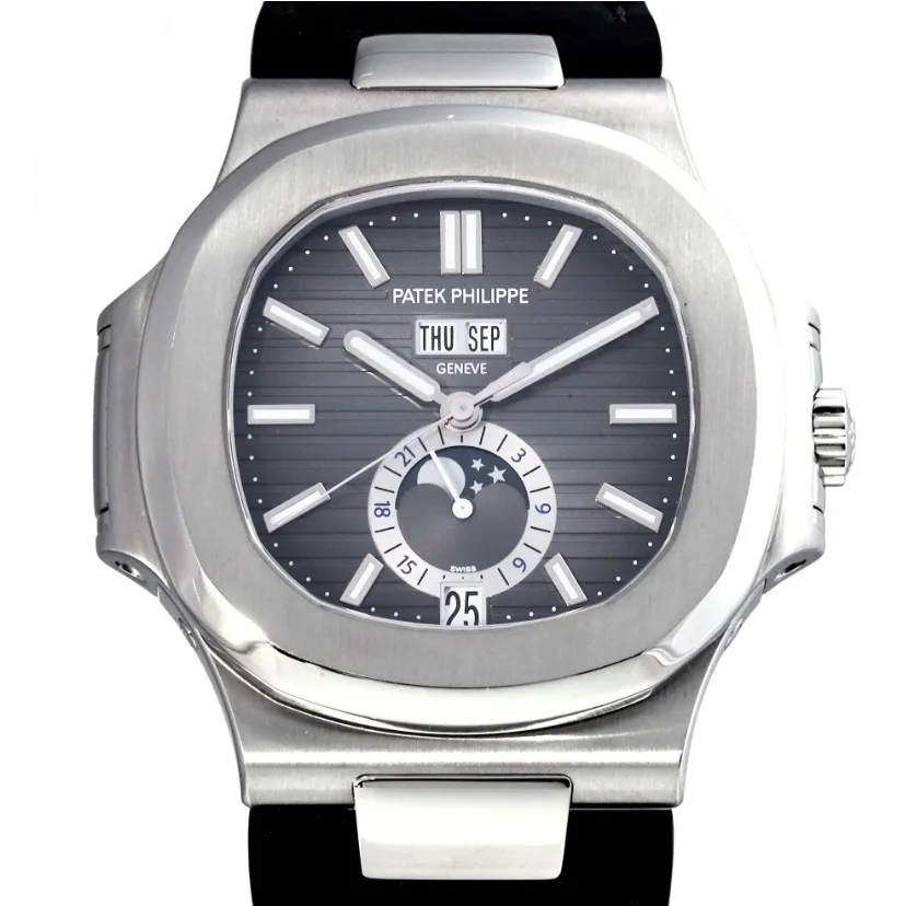 パテック・フィリップ PATEK PHILIPPE ノーチラス アニュアルカレンダー 5726A-001