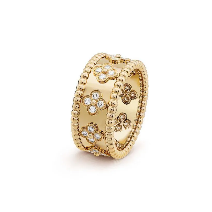 【2025】【Vancleef & Arpels】 ペルレ クローバー リング、スモールモデル