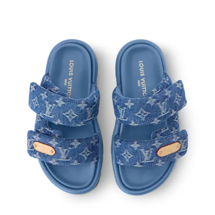 軽やかで楽しい夏に☆【LOUIS VUITTON】プールピロー ミュール