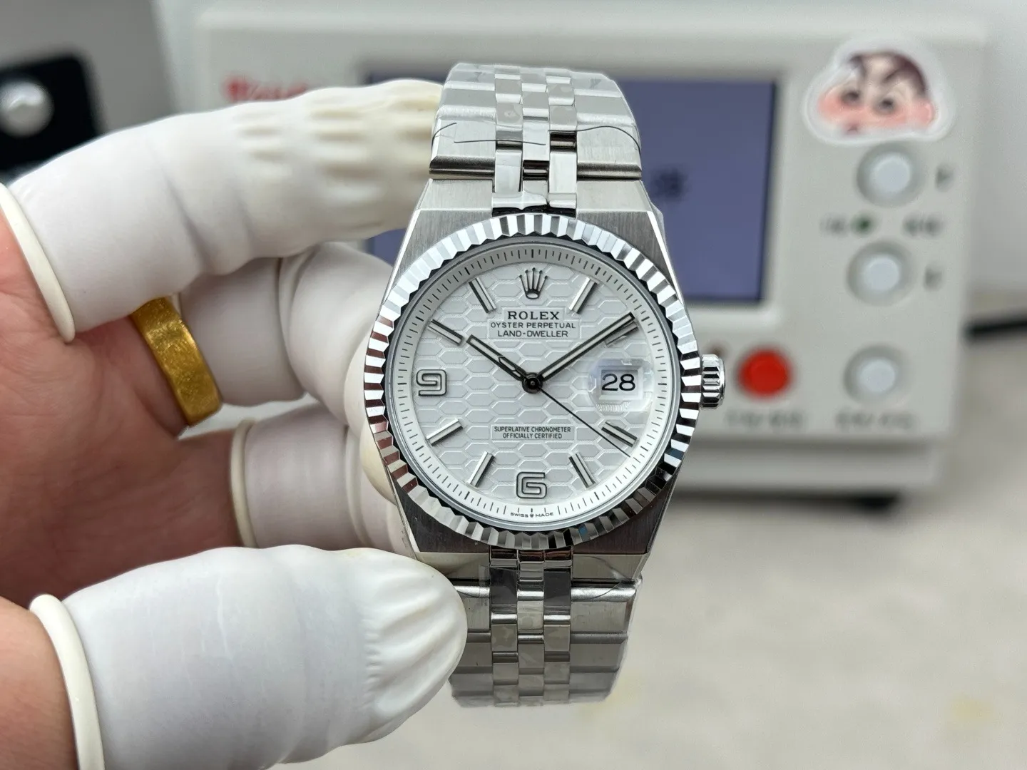 2025新作モデル ランドドゥエラー オイスター、36 mm、オイスタースチール&ホワイトゴールド 127234