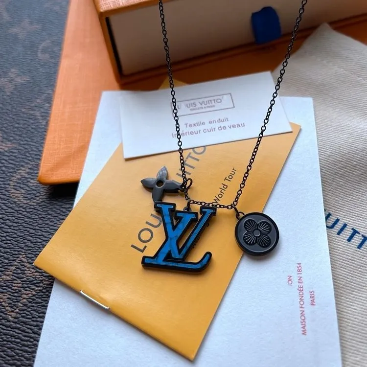 LOUIS VUITTON(ルイヴィトン)ネックレス