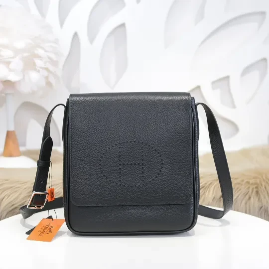 エルメス エヴリン メッセンジャーバッグ「Evelyne Messenger Bag」