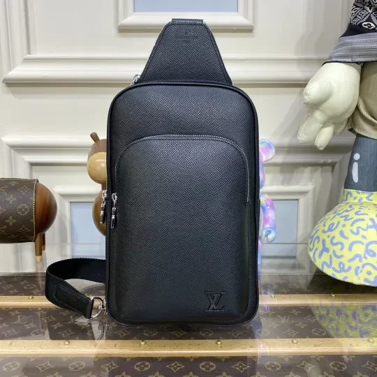 ルイ・ヴィトン「Louis Vuitton」Avenue ショルダーバッグ&クロスボディバッグ