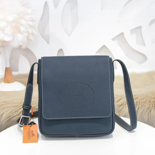 エルメス エヴリン メッセンジャーバッグ「Evelyne Messenger Bag」