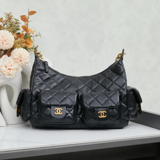 シャネル キルティング ホーボー バッグ「Hobo Bag」