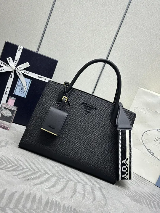 プラダ「Prada」アップグレード ラージトートバッグ（テキスタイルストラップ）