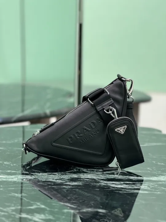 プラダ「Prada」トライアングルバッグ 1BH190 レザーバッグ