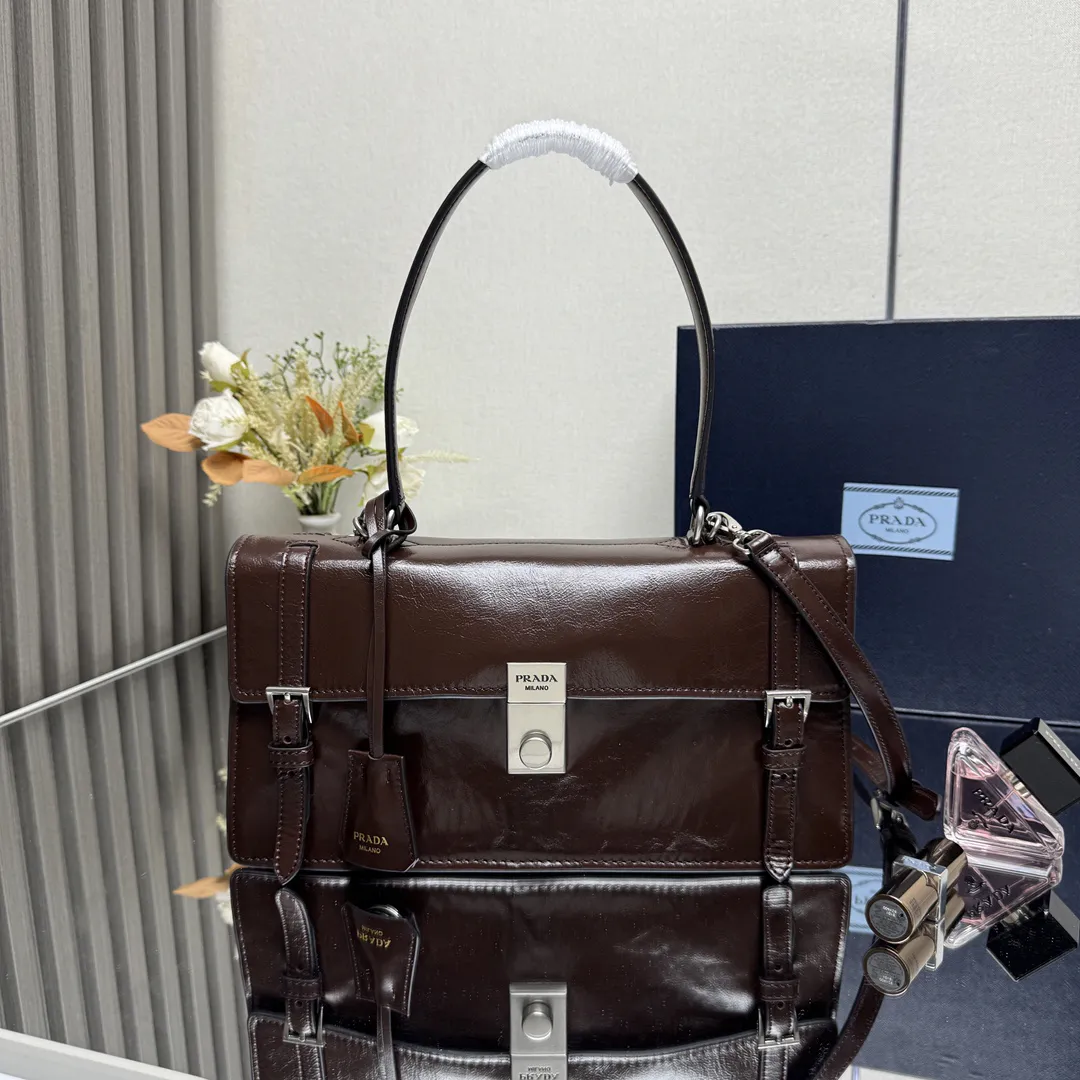 プラダ「Prada」 25SS ペンシルケースバッグ スモール