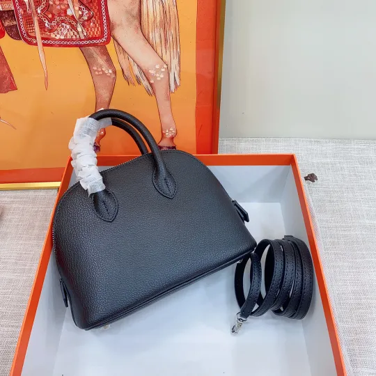 エルメス「Hermès」ボリード 1923 ミニ バッグ「Bolide 1923 Mini Bag」