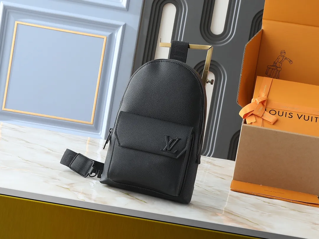 ルイ・ヴィトン「Louis Vuitton」パイロット チェストバッグ