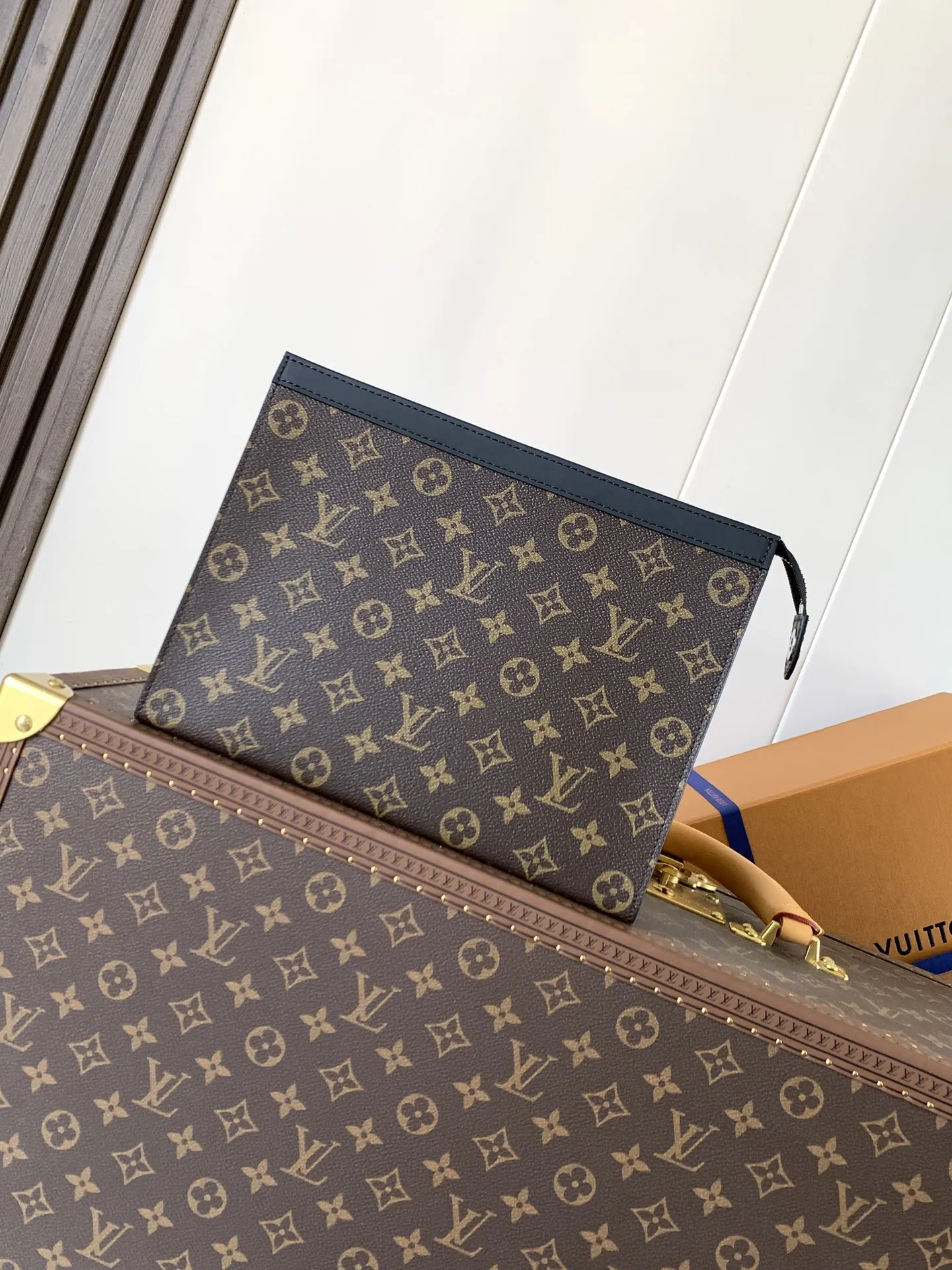 ルイ・ヴィトン「Louis Vuitton」ポシェット・ヴォワヤージュ MM