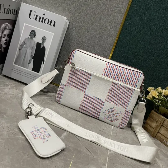 ルイ・ヴィトン「Louis Vuitton」新作 Trio メッセンジャーバッグ