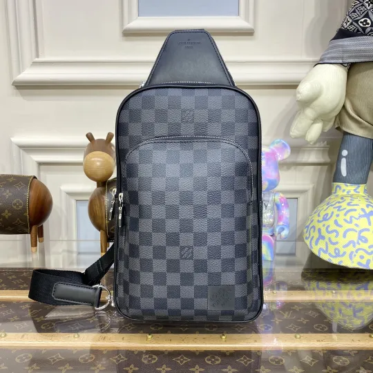 ルイ・ヴィトン「Louis Vuitton」Avenue ショルダーバッグ&クロスボディバッグ