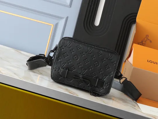ルイ・ヴィトン「Louis Vuitton」Steamer メッセンジャーバッグ