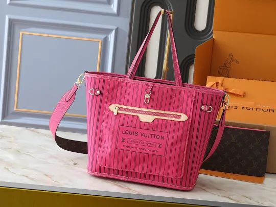 ルイ・ヴィトン ネヴァーフル・インサイドアウト MM バッグ「Neverfull Bag」