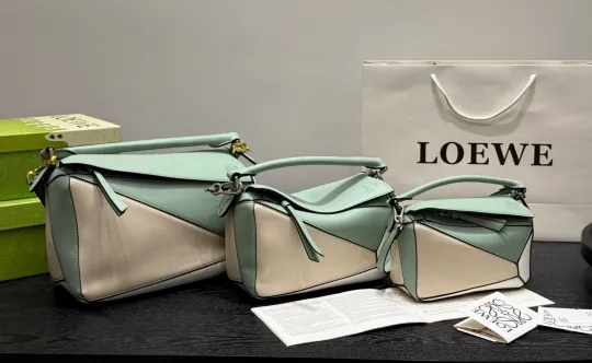 ロエベ「Loewe」 Puzzle ジオメトリックバッグ