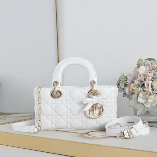 【入手困難品】ディオール レディ ディージョイ ハンドバッグ「Lady D‑Joy Bag」